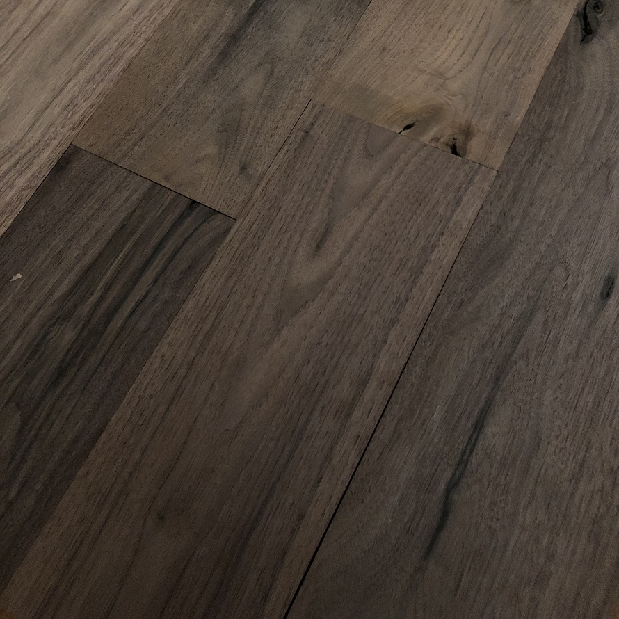 5 X 5 8 Character Grade Engineered Walnut Flooring At